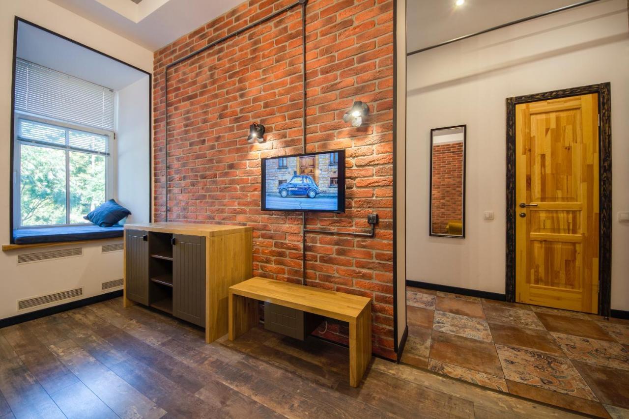Self Check-In Apartments Near Landscape Alley Киев Экстерьер фото